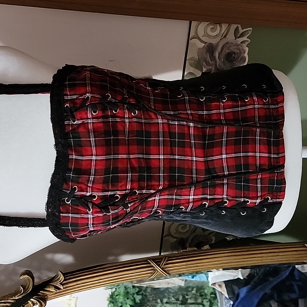 VINTAGE TRIPP  CORSET